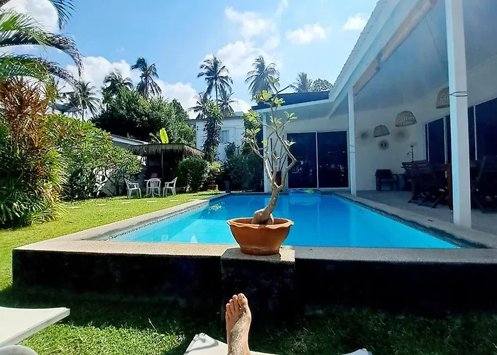 Modern Villa Vith Pool, Montain View And Tropical Garden